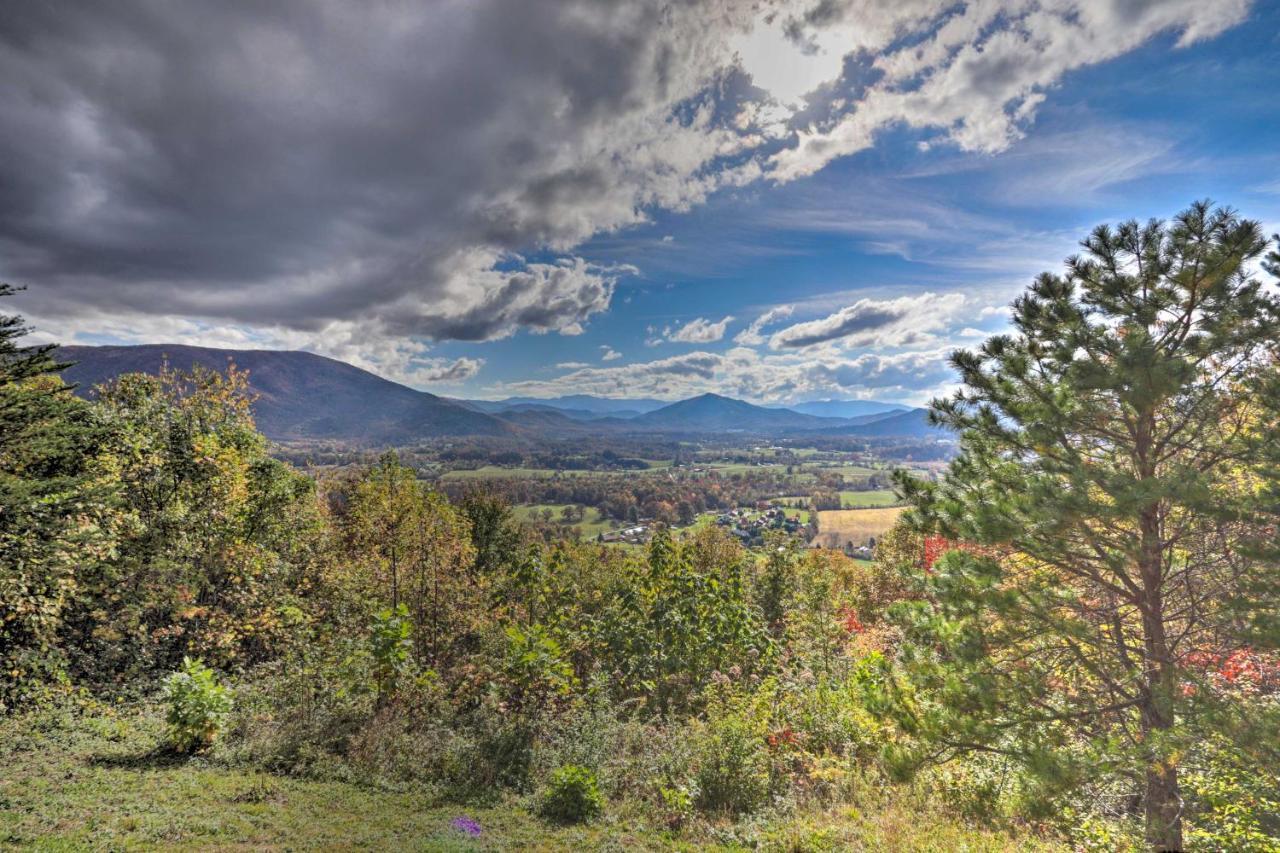 Smoky Mountain Retreat With Hot Tub, Arcade Games Villa Pigeon Forge Luaran gambar