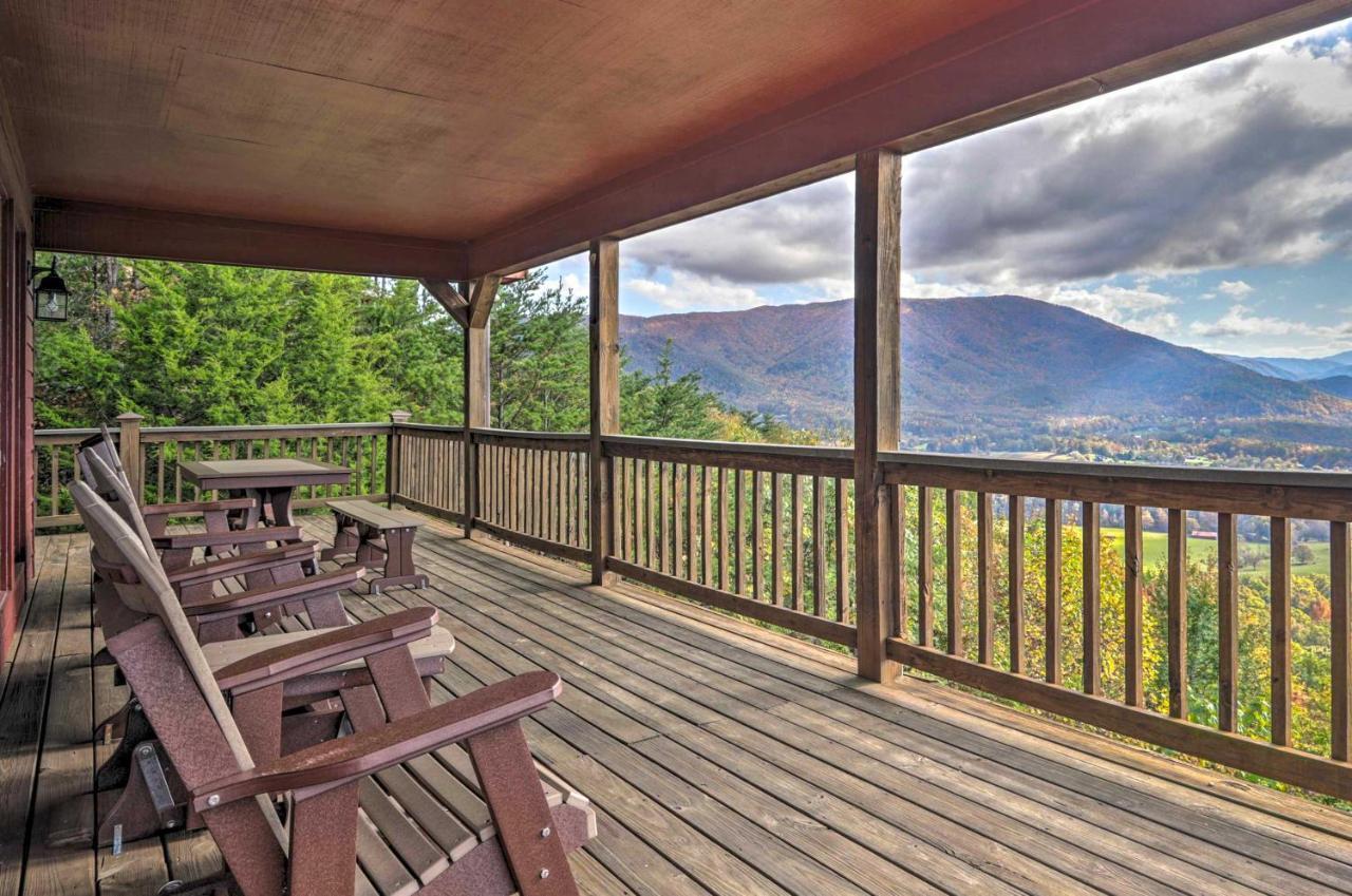 Smoky Mountain Retreat With Hot Tub, Arcade Games Villa Pigeon Forge Luaran gambar