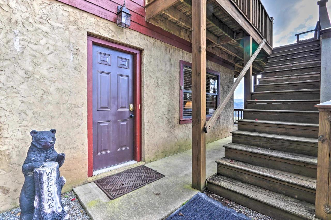 Smoky Mountain Retreat With Hot Tub, Arcade Games Villa Pigeon Forge Luaran gambar